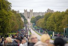 Véget ért II. Erzsébet gyászszertartásának nyilvános része
