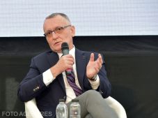 Cîmpeanu szerint pénzügyi források nélkül nincs esély az oktatásra