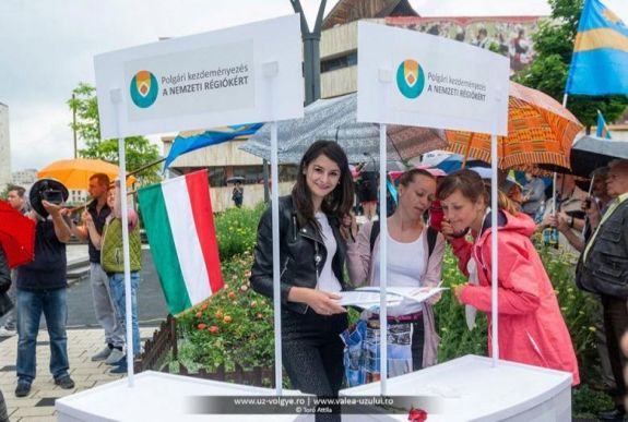 Kivár az SZNT a nemzeti régiókért indított sikeres európai polgári kezdeményezés benyújtásával