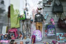 Csaknem 100 ezer diáknak utalták az 500 lejes egyszeri támogatást