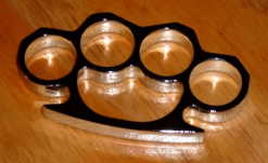 Tizenöt éves diák sebesített meg egy tanárt Maros megyében