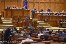 A PSD ellenzi a törvényhozók fizetésének megemelését