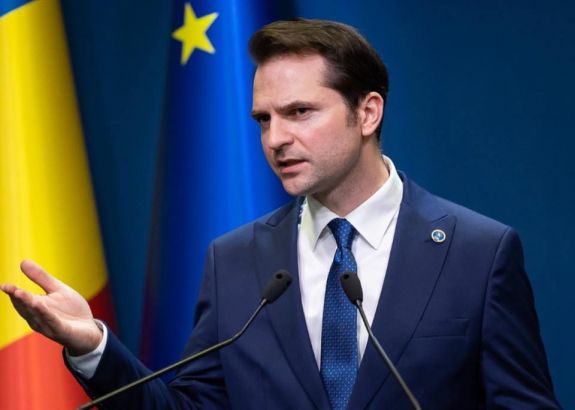 A kutatásért felelős miniszter nem támogatja a törvényhozók béremelését