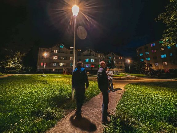 Folyamatosan korszerűsítik a csíkszeredai közvilágítást