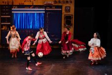 Tíznapos turnéra készül a Háromszék Táncegyüttes