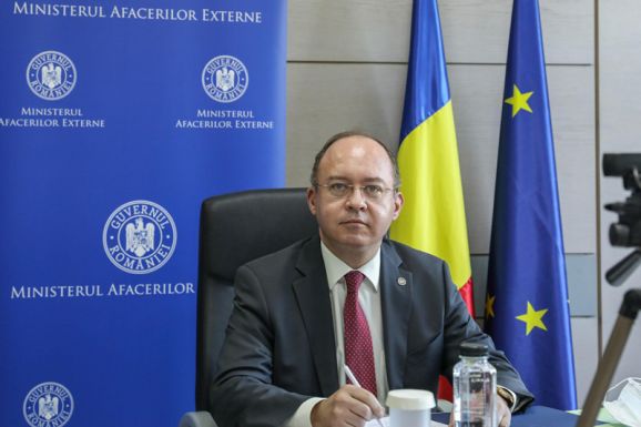 Párbeszédet szorgalmaz az Európai Bizottság és Magyarország között a román külügy