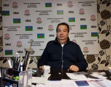 A „romák nemzetközi királya” azt követeli Indiától, hogy külföldön élő diaszpóraként ismerje el a romákat