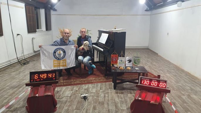 Sikerült Thurzó Zoltán zongoraművész újabb világrekord-kísérlete