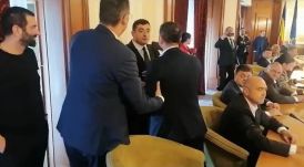 Leszavazták a közjogi méltóságok béremelését az alsóházi szakbizottságokban