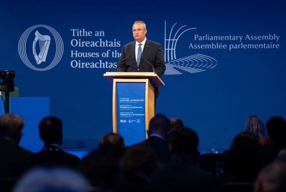 Ciucă szerint a populizmus aláássa a demokráciát