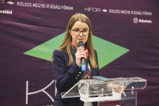 Csorba Zsuzsi Emesét választották a KIFOR ifjúsági szervezet elnökének