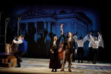 Áprilisban Nagyvárad az erdélyi néptáncosok „fővárosa”