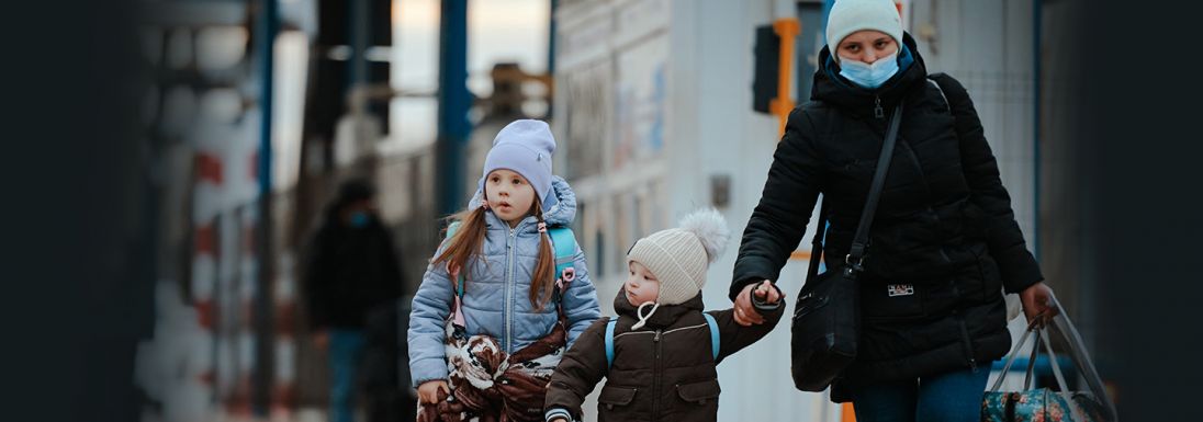Marosvásárhely: Sátrakban alakítottak ki játszótereket az ukrajnai menekült gyermekek számára