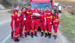 Rohammentő-autóban hozta világra a gyermekét egy Kolozs megyei nő