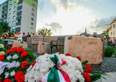 „Szinte teljes érdektelenségbe fulladt a felvidéki magyarok kitelepítésének 75. évfordulója”