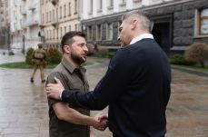 Legújabbkori Nagy Károly és Oroszlánszívű Boris