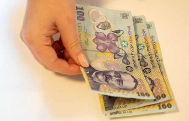 Fejenként 500 lejes támogatásban részesült több mint 240 ezer diák