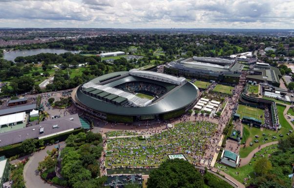 Wimbledon: áll a bál az oroszok és fehéroroszok kitiltása miatt