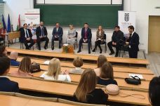 Tudományos ülésszakot tartott a csíkszeredai Sapientia és a megyei kórház