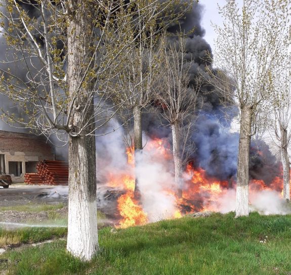 A tűzzel játszott és hatalmas kárt okozott egy 11 éves Arad megyei kisfiú