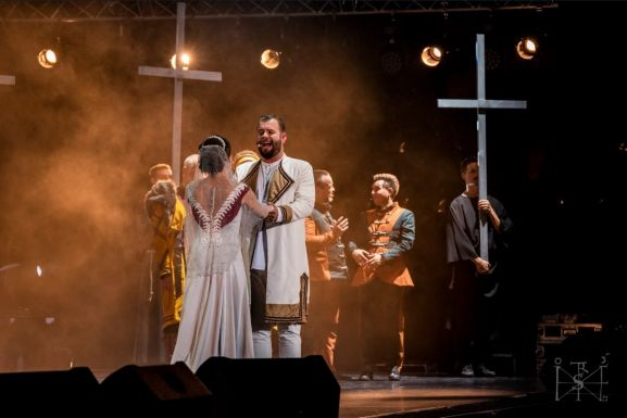 István, a király rockopera: megismétlik a székelyföldi nagyprodukciót Sepsiszentgyörgyön