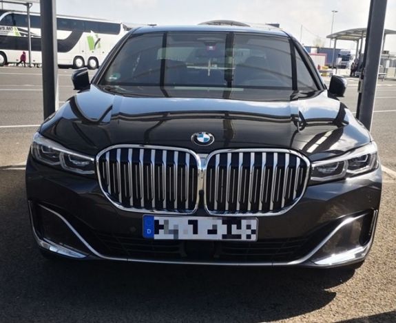 Lopott luxusautóval kapták el a román férfit a magyar határőrök