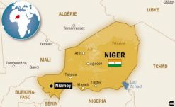 Franciaország kimenekíti állampolgárait Nigerből