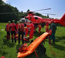 Elveszítik jogi státuszukat a hegyimentő szolgálatok, ha a kormány kiadáscsökkentési terve megvalósul