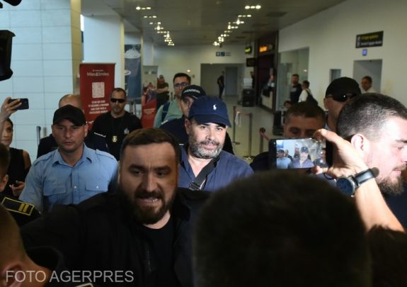 Átadták a román hatóságoknak a hat év börtönbüntetésre ítélt volt pénzügyminisztert