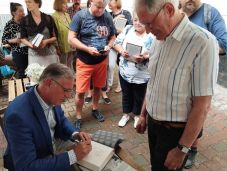 Őseim földje – emberi történetek és történelem