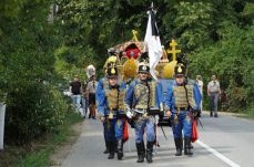 „Ezt látni kell” – négy virágkocsi érkezik idén Bihar megyébe a Debreceni Virágkarneválról