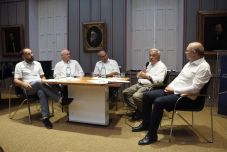 Fogyófélben az erdélyi magyar történelmi egyházak hívei – stratégiákat dolgoztak ki a közösség megtartására