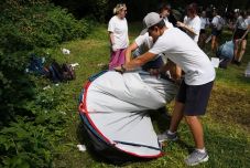 Bulis és jótékony – közel 700 sátrat hagytak rászorulóknak a Sziget Fesztiválon