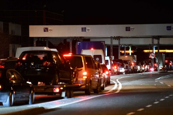 Határrendészet: több mint 215 ezer személy érkezett szombaton Romániába, köztük 19.468 ukrán állampolgár