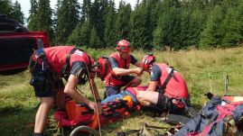 Több mint 30 emberen kellett segíteni a hegyekben szombaton