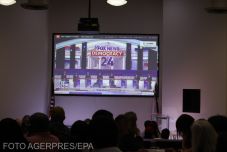 Megkezdődtek a hivatalos választási viták az Egyesült Államokban – Trump nélkül zajlott az első