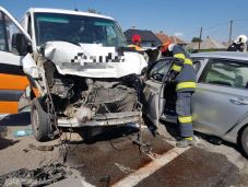 Hatan sérültek meg, köztük két gyerek, egy Szatmár megyei balesetben