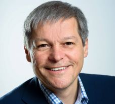 Kifakadt az ellenzéki politikus: a kormány kikészíti a középosztályt