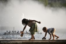 FRISSÍTVE – Jön a kánikula: hőségriadó van érvényben