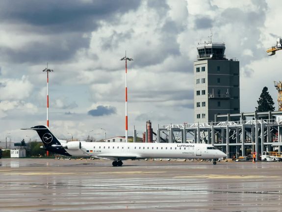 Nem tudott felszállni a repülőgép, 15 utast szállítottak le róla