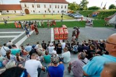 Elkezdődött a történelmi – és 3D íjászat Európa-bajnokság Gyulafehérváron