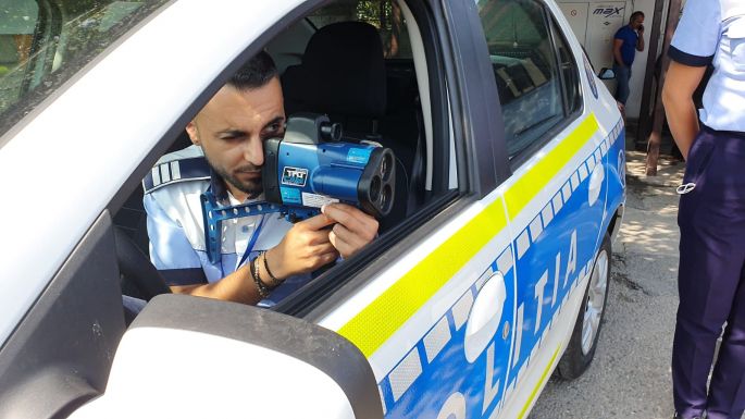 Több mint 220-szal száguldozott az A1-es autópályán egy Hargita megyei fiatal
