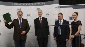 A Horthy család teljes irathagyatéka végre hazakerül 