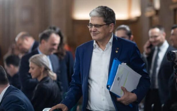 Optimista költségvetés: lesz nyugdíj- és bérnövelés, de nem lesz adóemelés