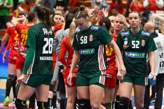 Női kézilabda-vb: sima magyar vereség Montenegrótól, távolabb kerültek az olimpiai álmok