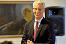 Soltész Miklós Gyergyószentmiklóson : kifelé is meg kell mutatni, hogy összetartozunk