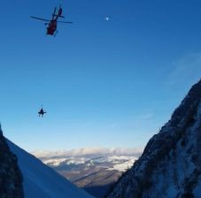 Lezuhant és életét vesztette vasárnap egy turista a Bucsecs-hegységben