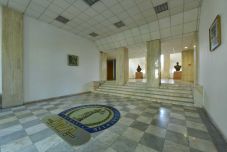 Korrupció gyanújával vizsgálódik a DNA – 90 házkutatást tartanak