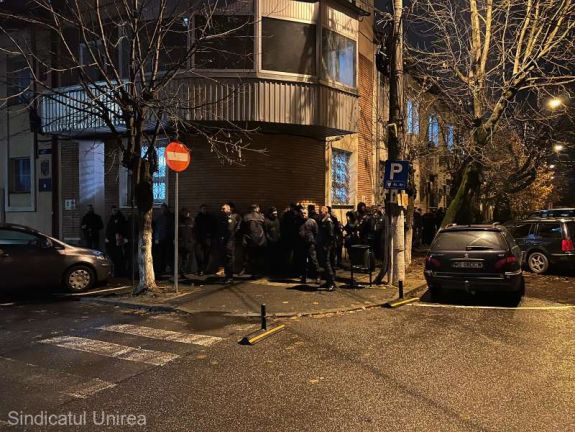 Spontán sztrájk: a marosvásárhelyi börtön alkalmazottai pénteken reggel nem mentek be dolgozni (VIDEÓ)