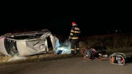 Felborult egy gépkocsi, a 19 éves sofőr szörnyethalt